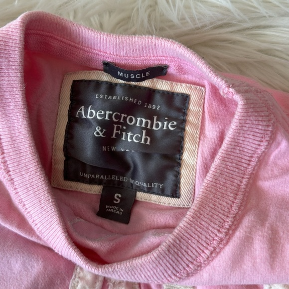 A b e r c r o m b i e  &  F i t c h • Vintage Y2K logo tee - Picture 3 of 6